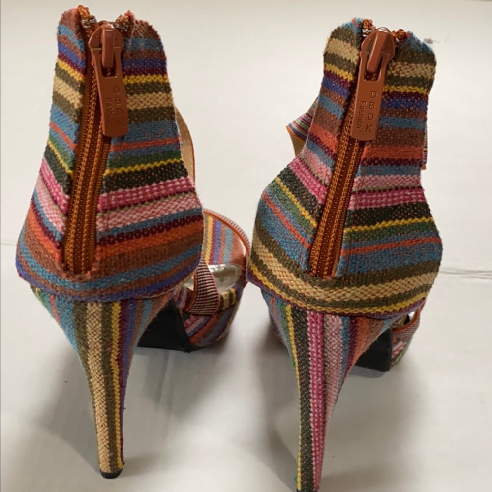 Db Dk FASHION MULTI-COLORED STRAPPY HEELS.Size:7.5 - Picture 3 of 8